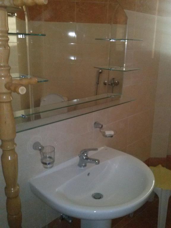 Hotel Tainaro Loutra Edipsou  Quarto foto